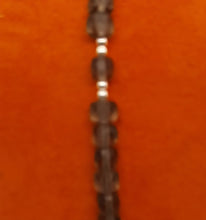 Charger l&#39;image dans la galerie, Bracelet en argent et perles d&#39;obsidienne fumée
