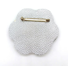 Load image into Gallery viewer, &lt;transcy&gt;Brooch - Serenity - Art embroidery&lt;/transcy&gt;
